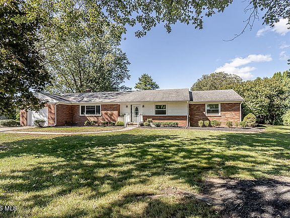 3rd image of 3838 Albon Rd