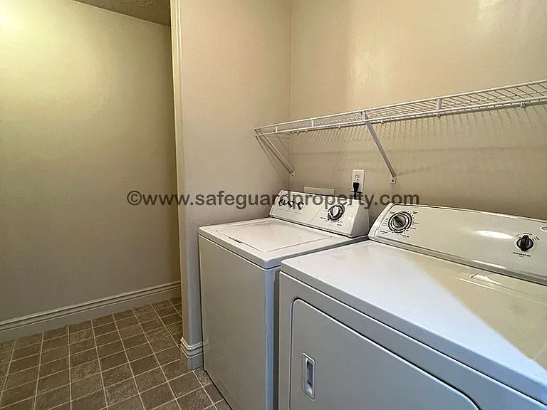8248 S Resaca Dr #J4 — Photo 13