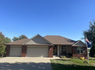 21861 Brookside Cir, Glenwood, IA 51534
