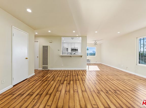 5th image of 646 Tularosa Dr #3