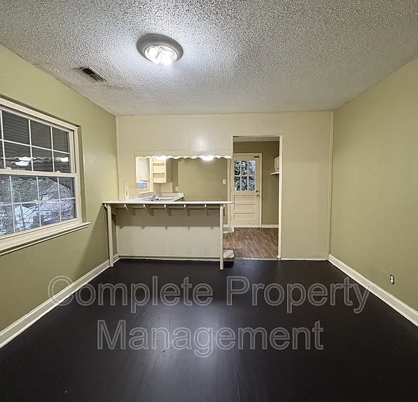 7801 Vienna Ave #1 — Photo 5
