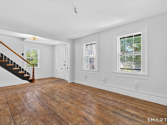 5th image of 305 Lenox Street