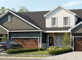 760 Aurora Dr #384, Mechanicsburg, PA 17055