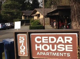 5705 Grove St APT 8, Marysville, WA 98270