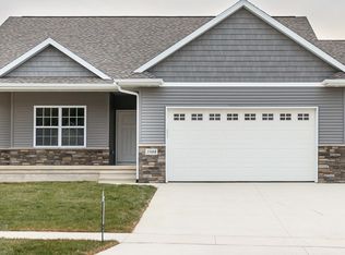 3508 Royal Dr SW, Cedar Rapids, IA 52404