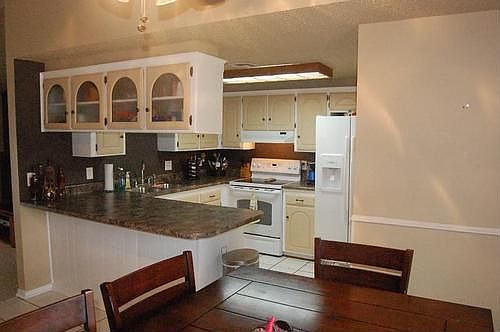 4th image of 105 S Silver Leaf Dr