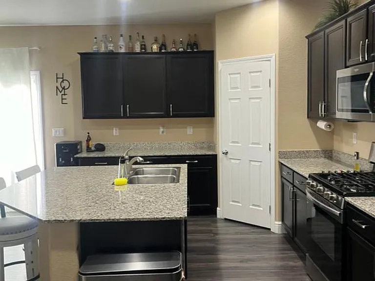 5832 Country Lake Ln — Photo 3