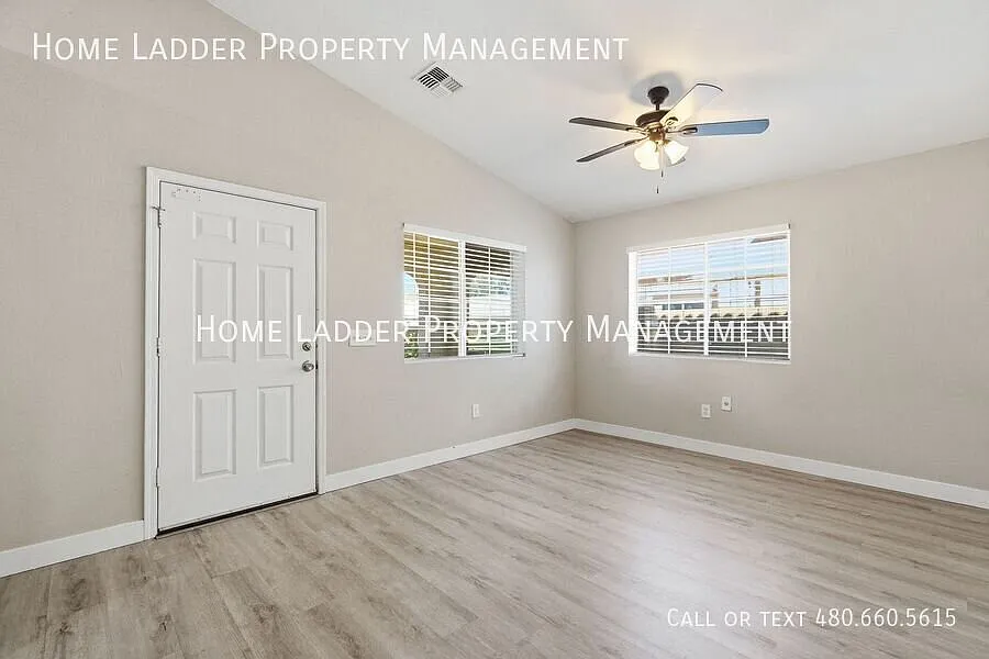 Room to Spread Out 4 Bed, 2 Bath Home in Casa Grande — Photo 3