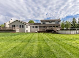 26616 Daybreak Ct, Wind Lake, WI 53185
