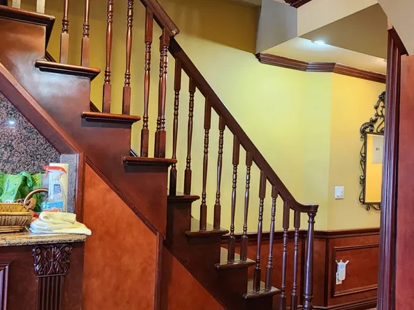 56-26 Van Cleef Street image 8 of 28