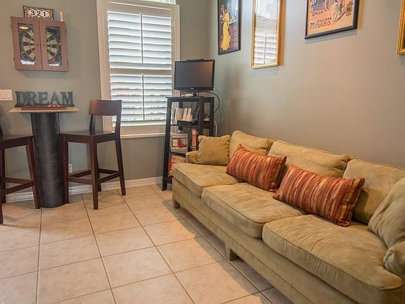 5th image of 364 NW Emilia Way