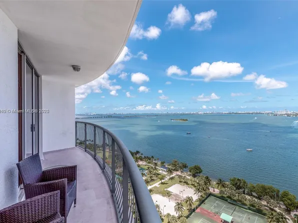 1750 N Bayshore Dr APT 2402, Miami, FL 33132