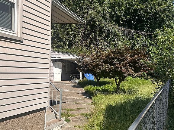 3rd image of 505 High Street