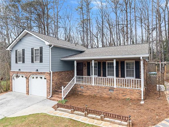 2nd image of 4691 Lucerne Valley Rd SW