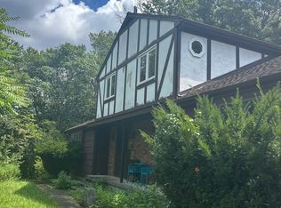 222 Grove St, Shelton, CT 06484