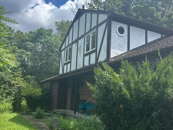 222 Grove Street, Shelton, CT 06484