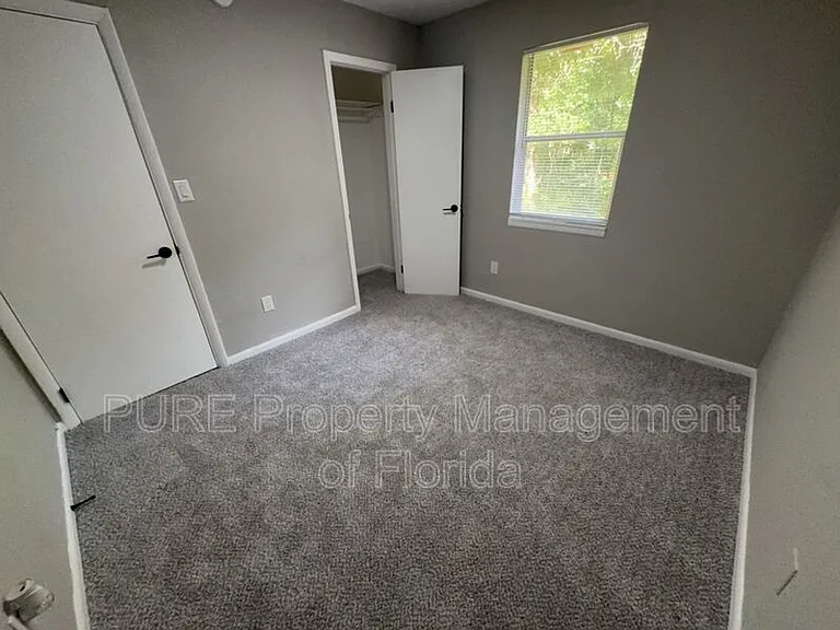 595 NW 100th St #A — Photo 36