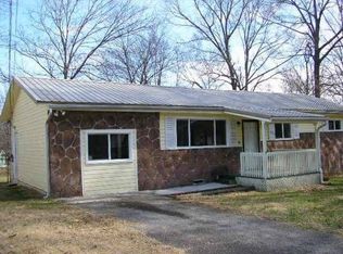 1414 Stone Dr, Rossville, GA 30741