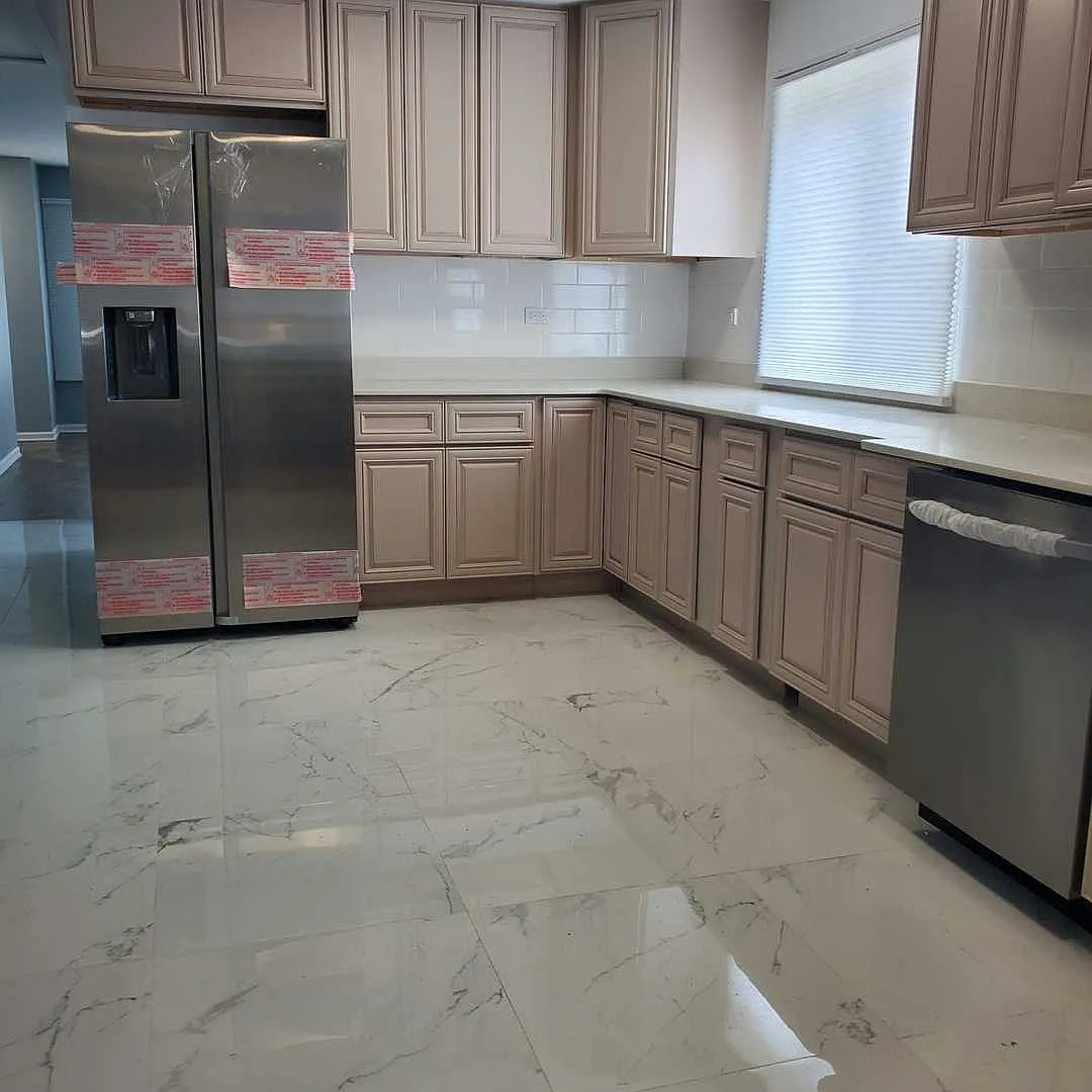 5 bed, 1056 sqft, $3,750 — Photo 4