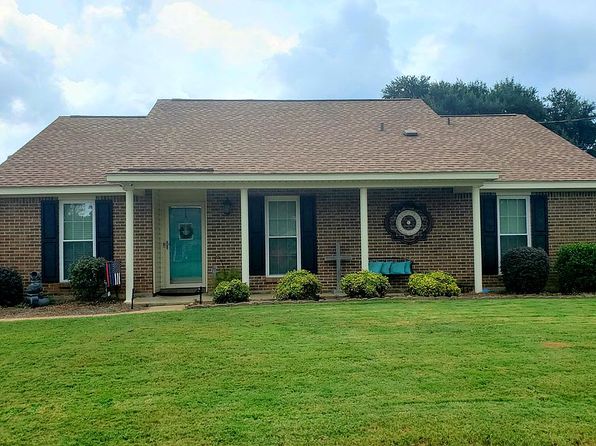 3933 Beardsley Dr
