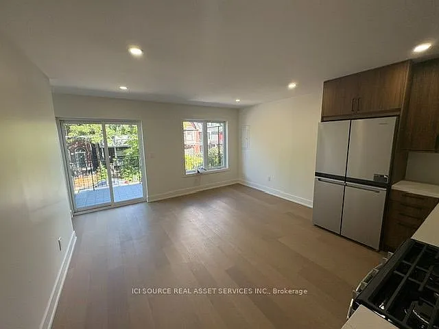 3 bed, $4,250 — Photo 3