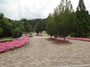 20 Porter Creek Dr, Franklin, NC 28734