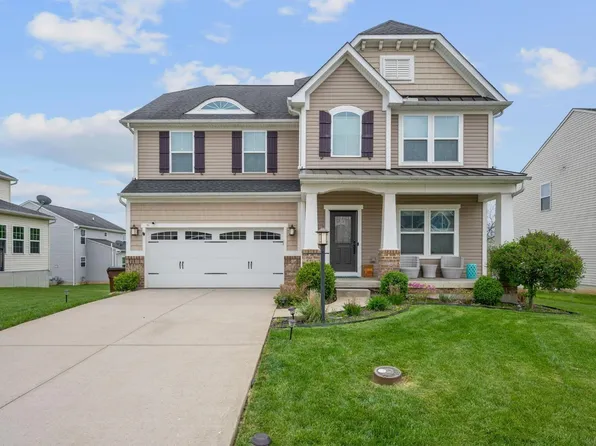 7949 Valley Crossing Dr, Cincinnati, OH 45247