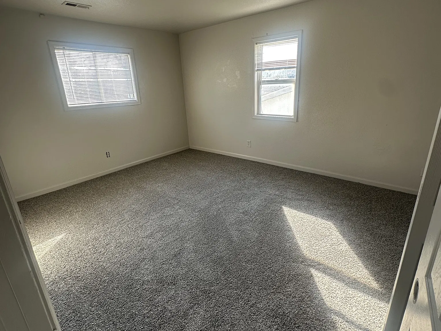 790 Harriet Street - 2 — Photo 2
