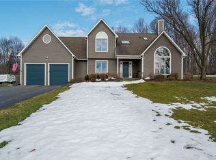 5541 Lake Rd, Tully, NY 13159