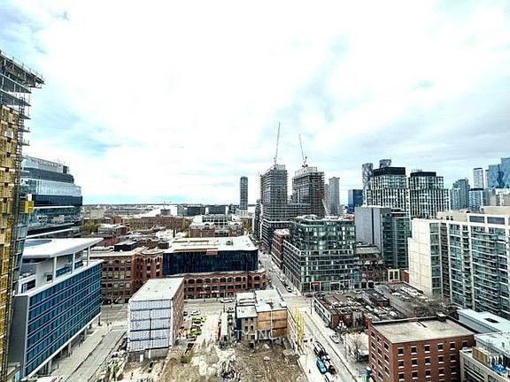 3rd image of 460 Adelaide St #2212