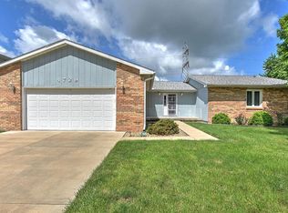 4729 Wisteria Ct, Decatur, IL 62526