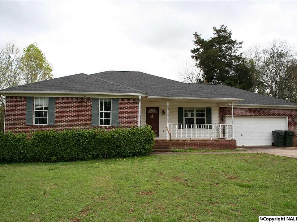 1st image of 104 Brokenbranch Dr