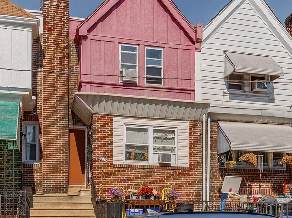 2535 S Wanamaker St, Philadelphia, PA 19143