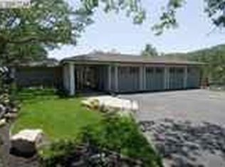 1878 Las Trampas Rd, Alamo, CA 94507