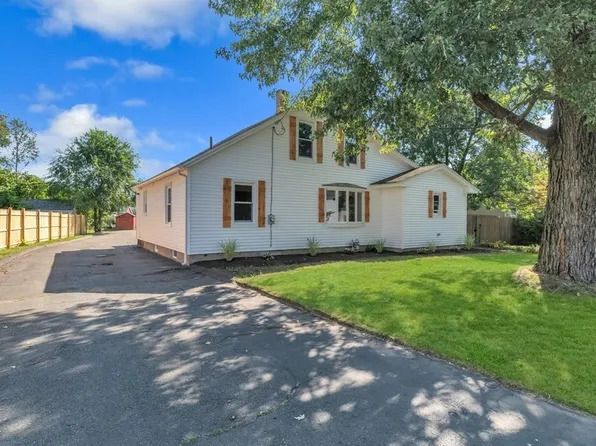 65 Montgomery St, Westfield, MA 01085
