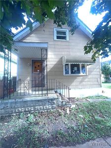 133 Weimar St, Buffalo, NY, 14206