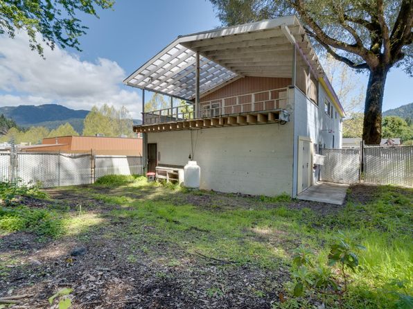 39136 State Highway 299, Willow Creek, CA 95573