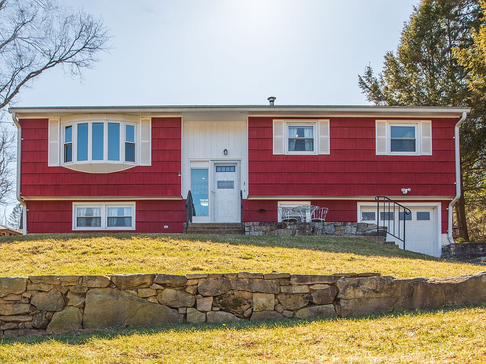 3 Parkwood Terrace Drive