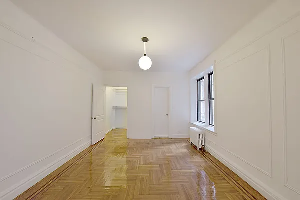 Rented by LEE & ASSOCIATES NYC RESIDENTIAL LLC | media 5