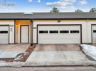 320 Raspberry Ln, Monument, CO 80132