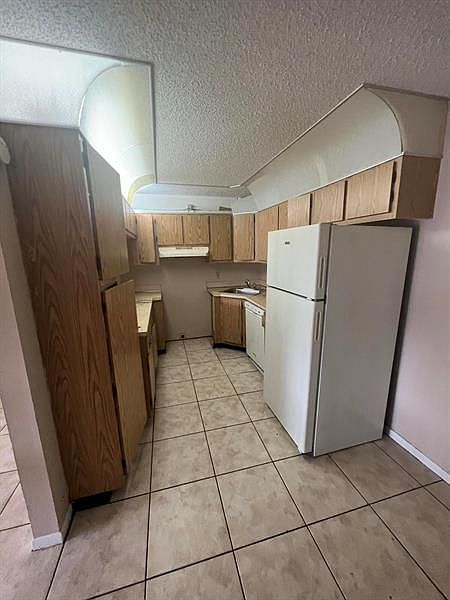 2nd image of 3618 Alder Dr APT B2