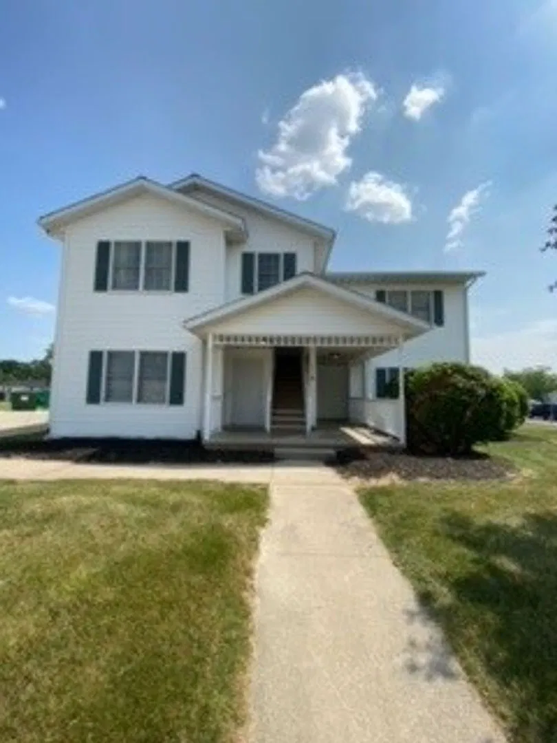 202 Stonewall Court — Photo 3
