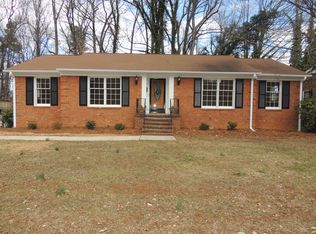 1210 Alderman Dr, Greensboro, NC 27408