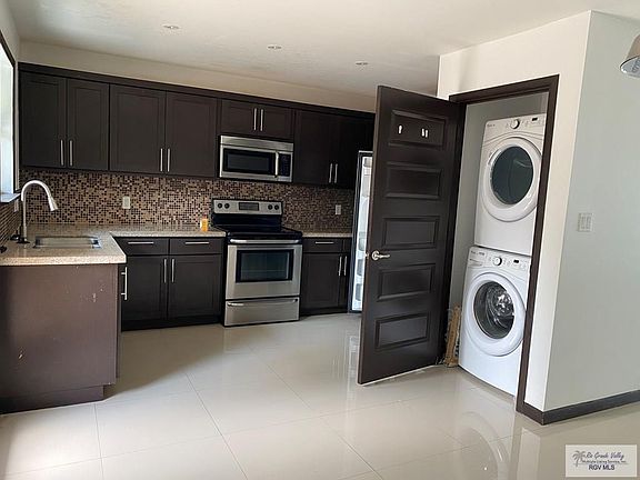 5th image of 2550 Weslaco Rd APT L3