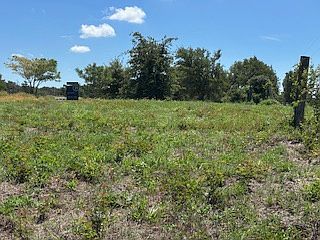 4th image of County Road 185 County Rd