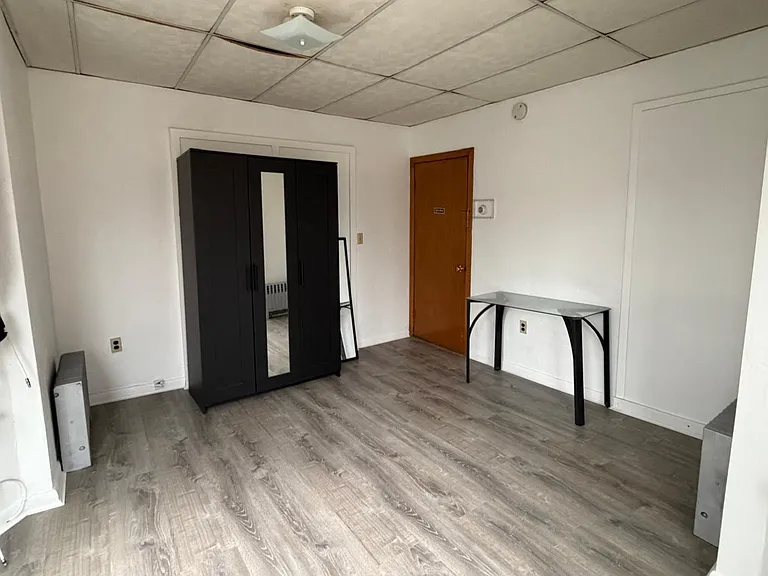 28 Orleans St #2A — Photo 3