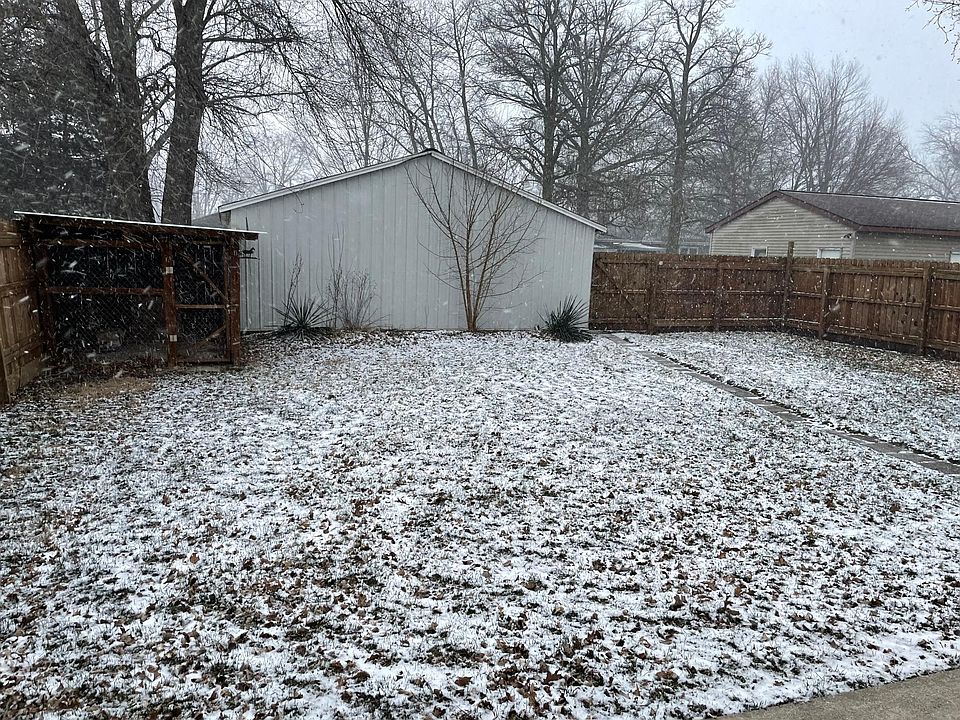 106 Main St, Congerville, IL 61729 Zillow