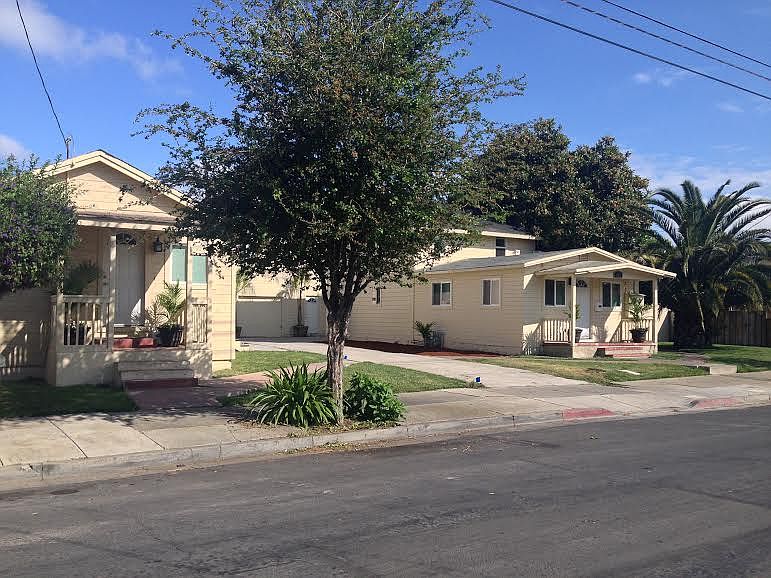 1st image of 222 Hemlock Ave