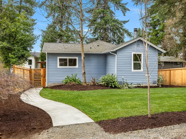 11136 108th Ave NE, Kirkland, WA 98033