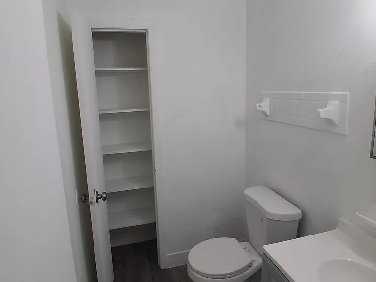 401 SW 13th Pl #721 — Photo 22